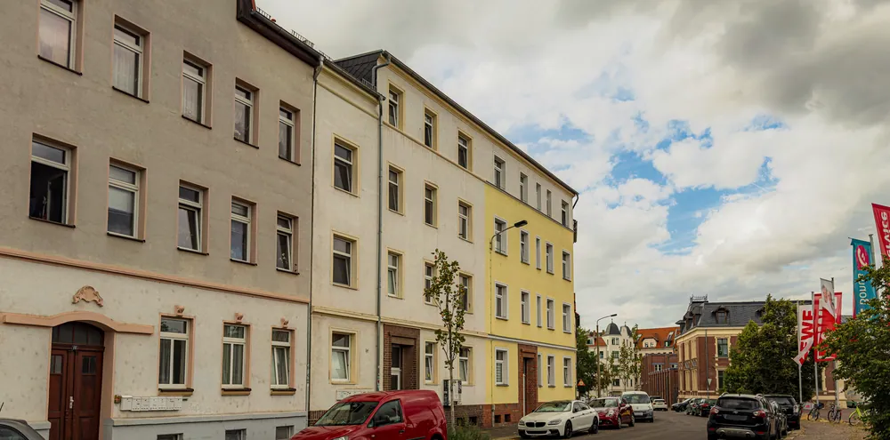 Straße mit Altbauten in Leutzsch